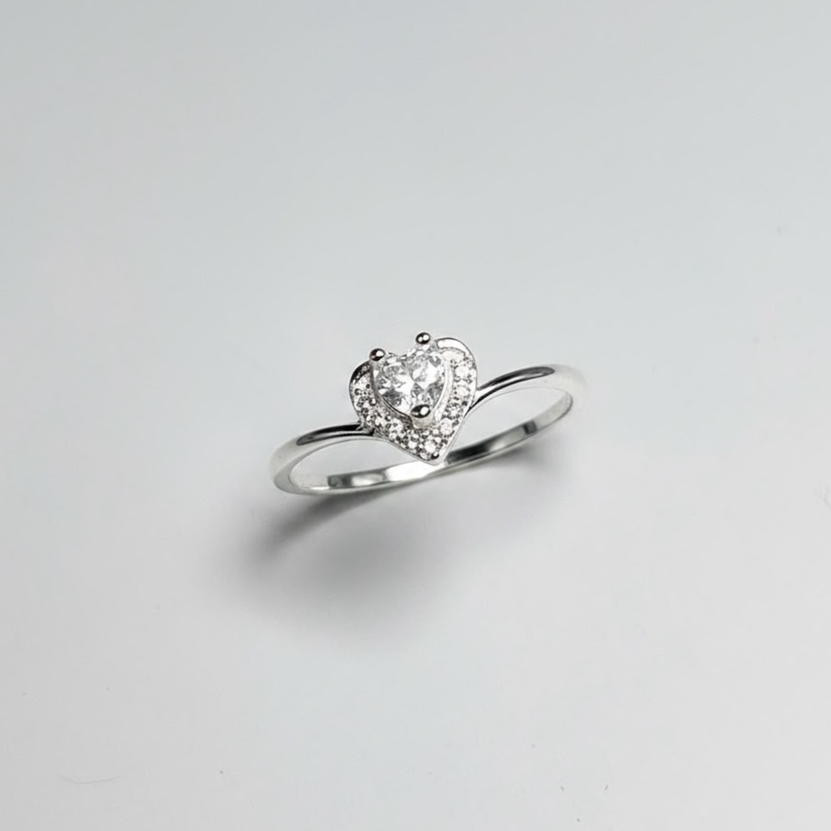 ANILLO CORAZON PLATA CIRCONES TAILANDES