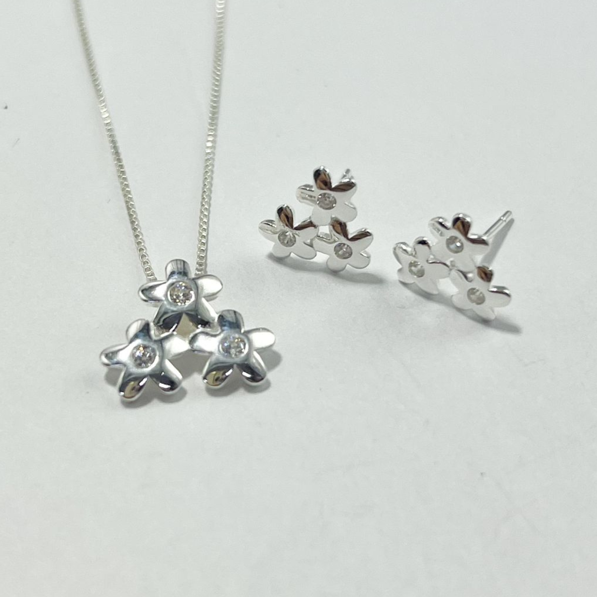 JUEGO PLATA FLOR