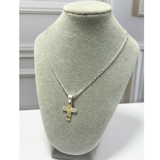 CADENA EN PLATA CON DIJE DE CRUZ BICOLOR