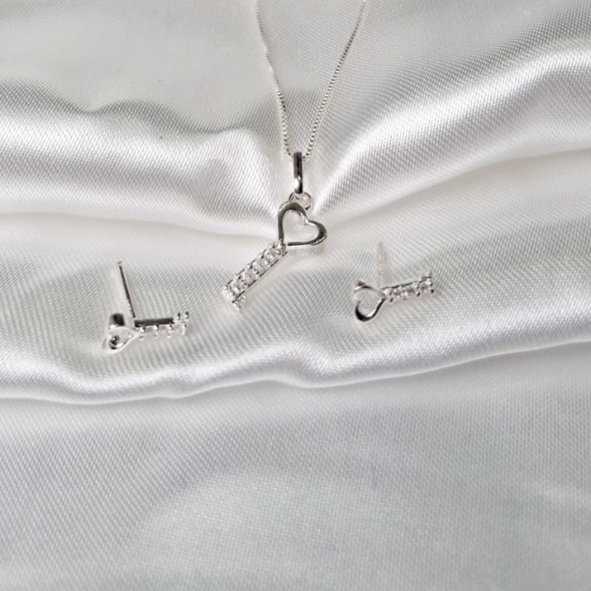 JUEGO EN PLATA LEY 925 GARANTIZADA LLAVE CORAZÓN