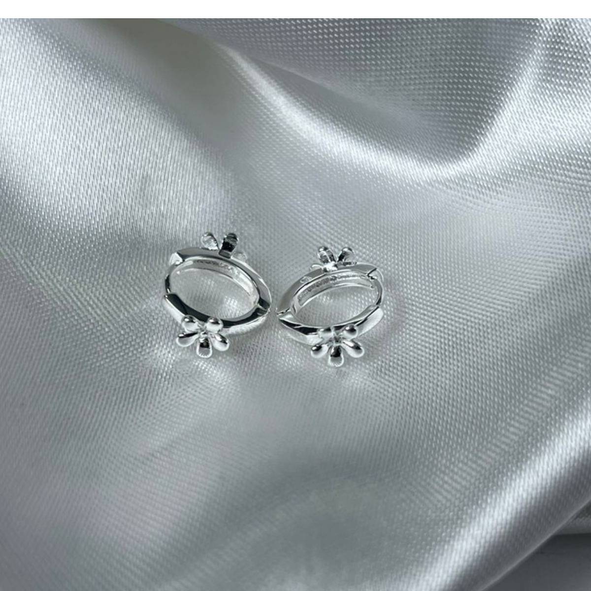 CANDONGA PLATA HUGGIES TAILANDESA