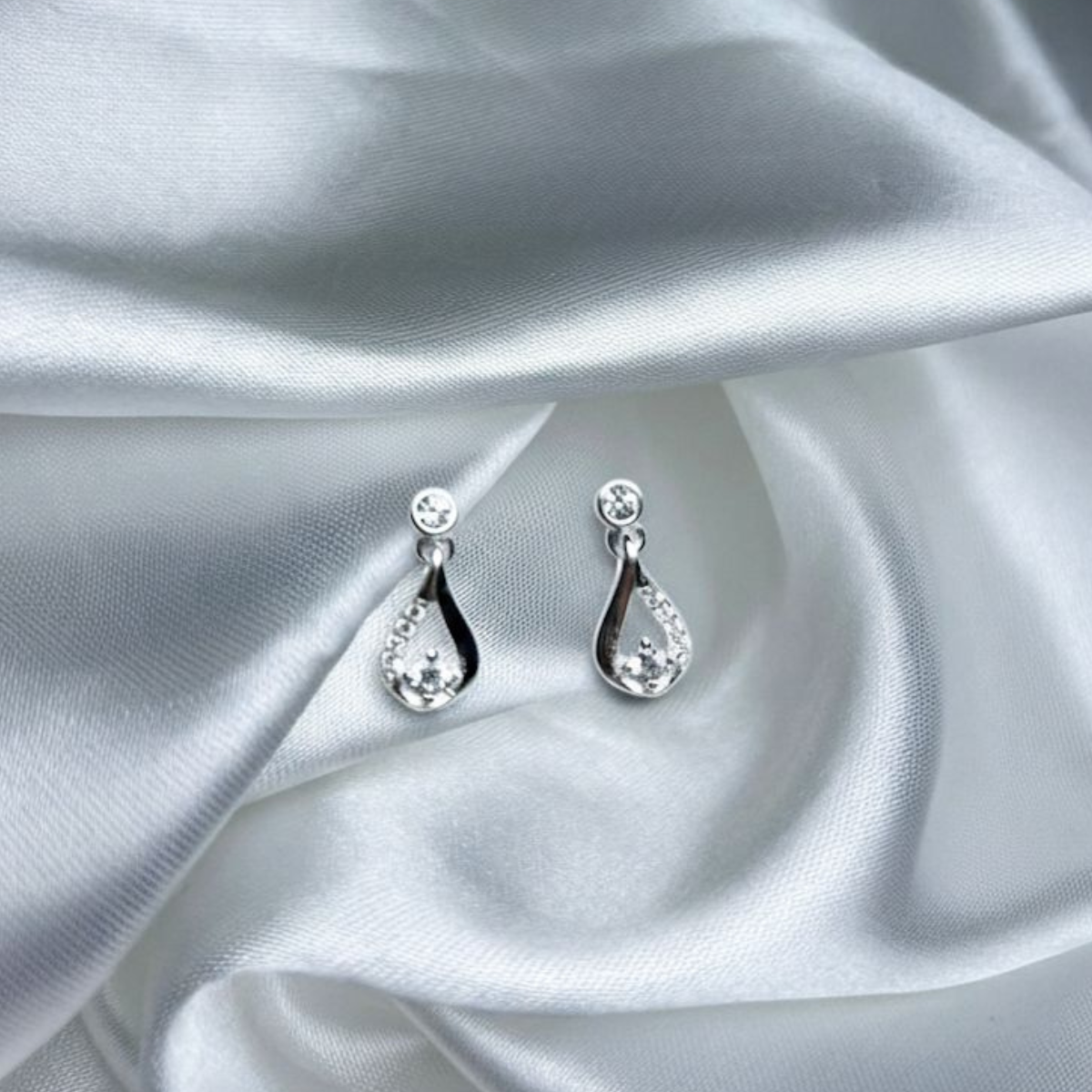 TOPO PLATA CIRCONES TAILANDES