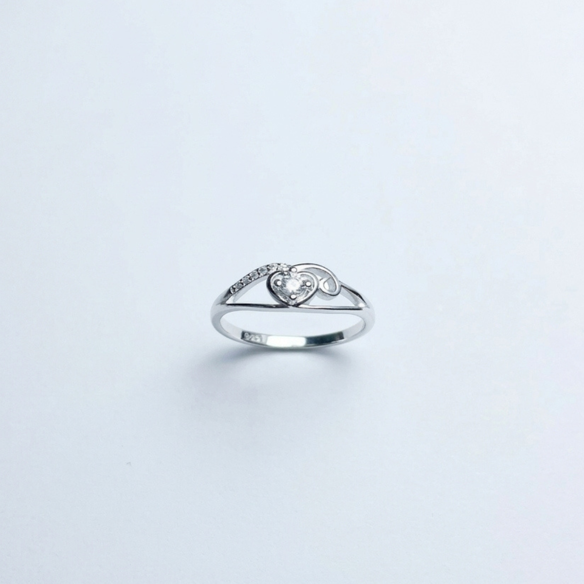 ANILLO PLATA CIRCONES TAILANDES