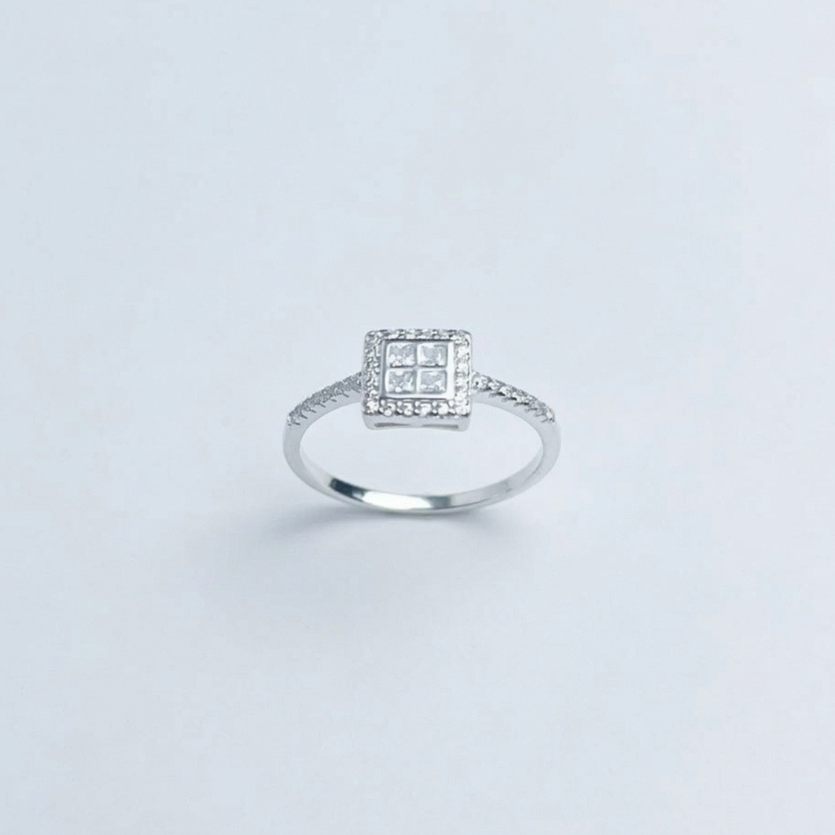 ANILLO PLATA CIRCONES TAILANDES