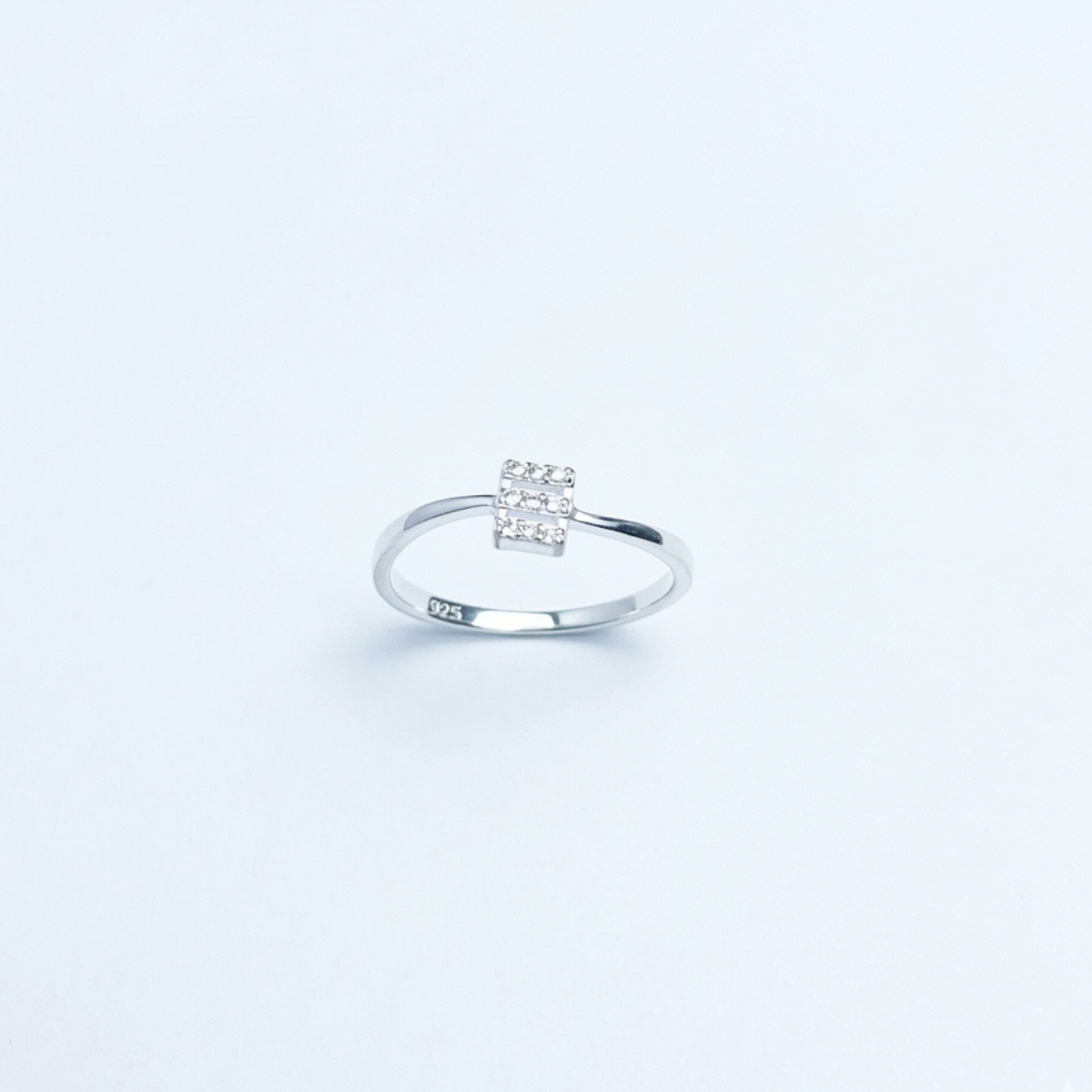 ANILLO PLATA CIRCONES TAILANDES