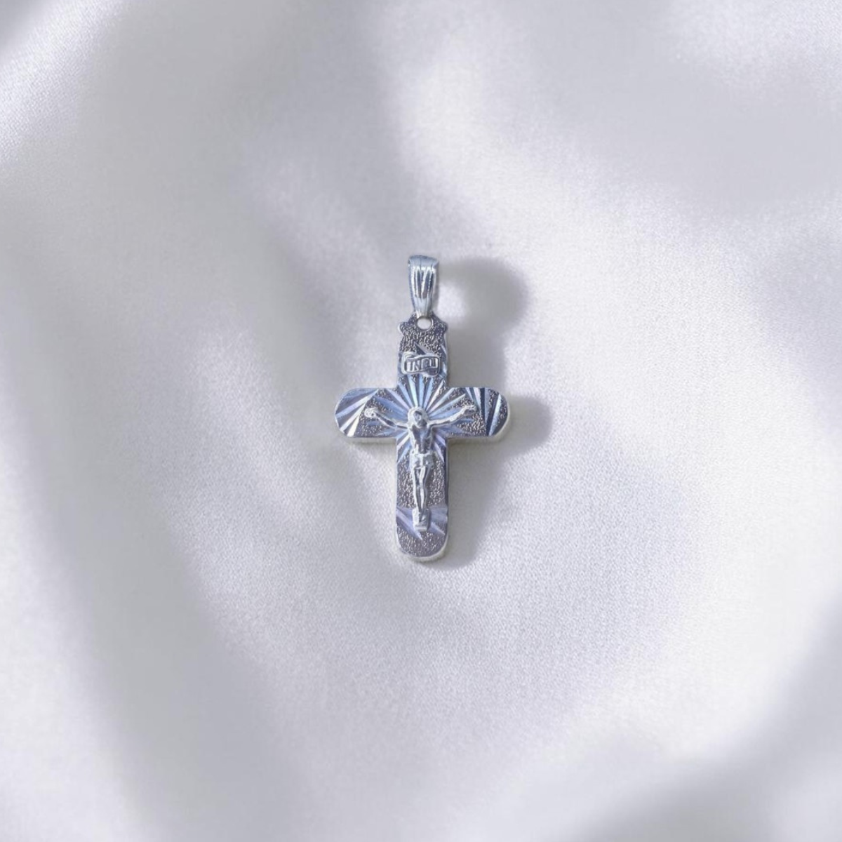 DIJE PLATA DIAMANTADO CRISTO