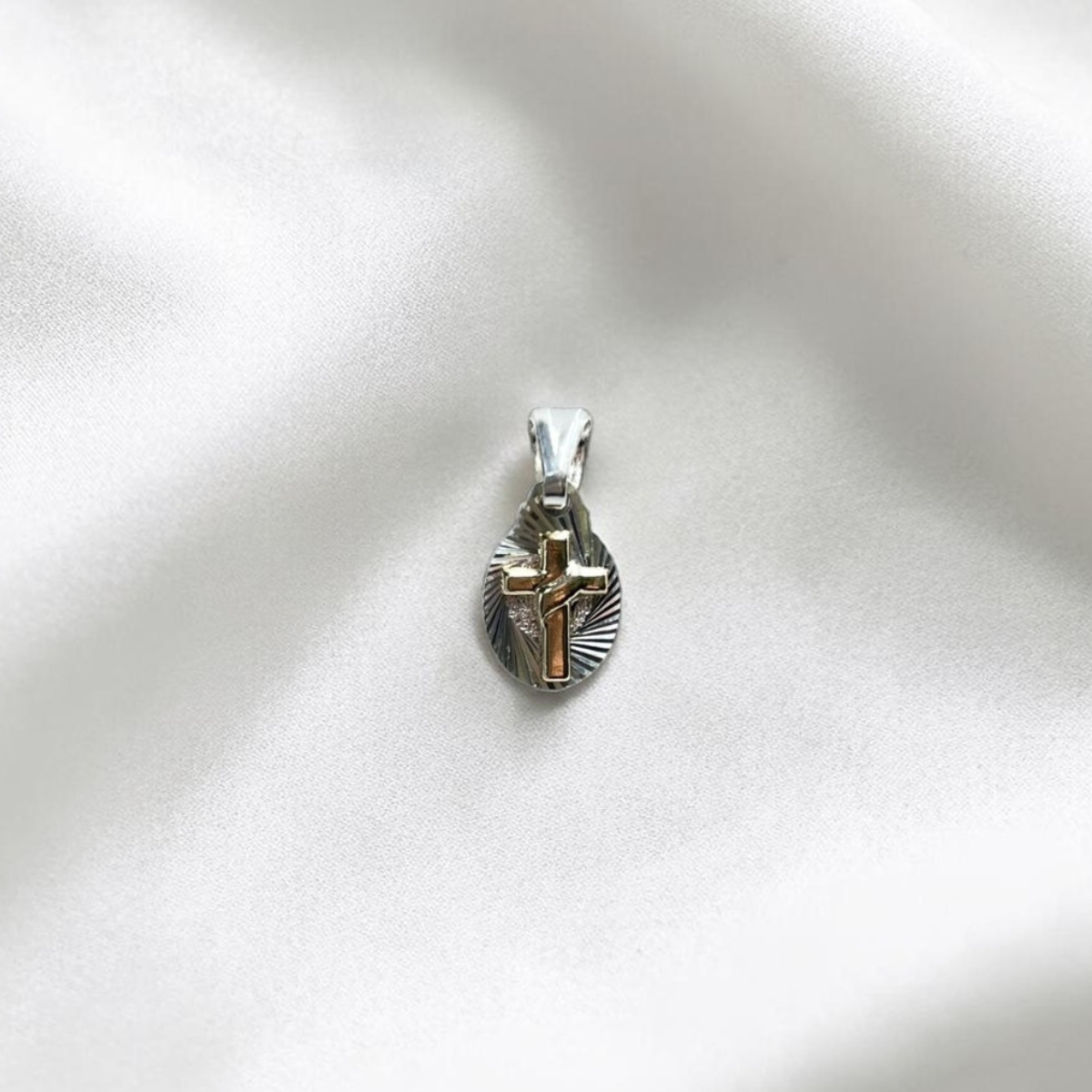 DIJE ORO PLATA DIAMANTADO CRUZ