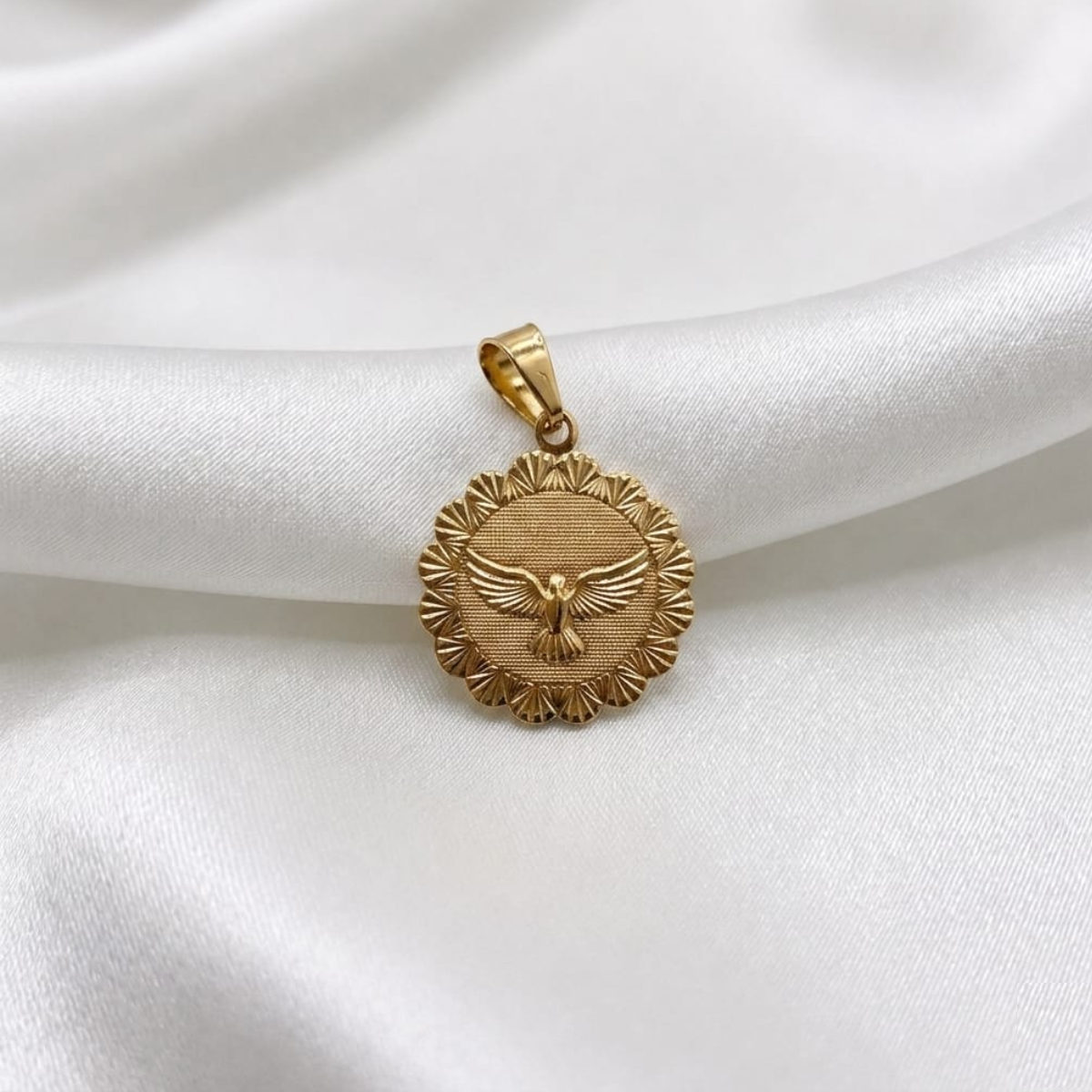MEDALLA ESPITIRU SANTO CON BORDES ORO LAMINADO 18K