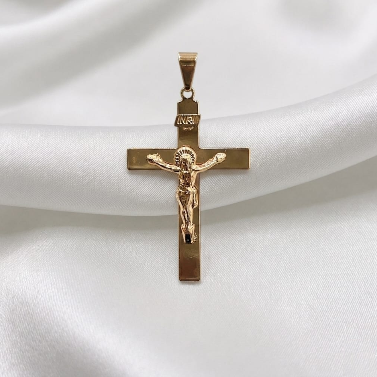 DIJE CRISTO PLANO GRANDE ORO LAMINADO 18K