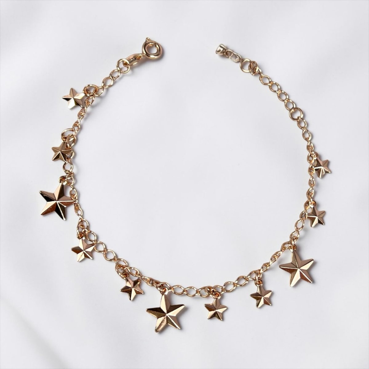 PULSERA DIJE ESTRELLAS COLGANTE ORO LAMINADO 18K