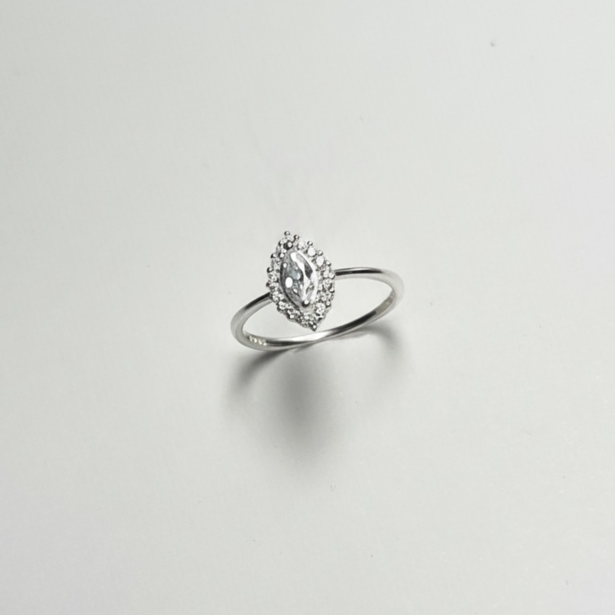 ANILLO SOLITARIO PLATA CIRCONES TAILANDES