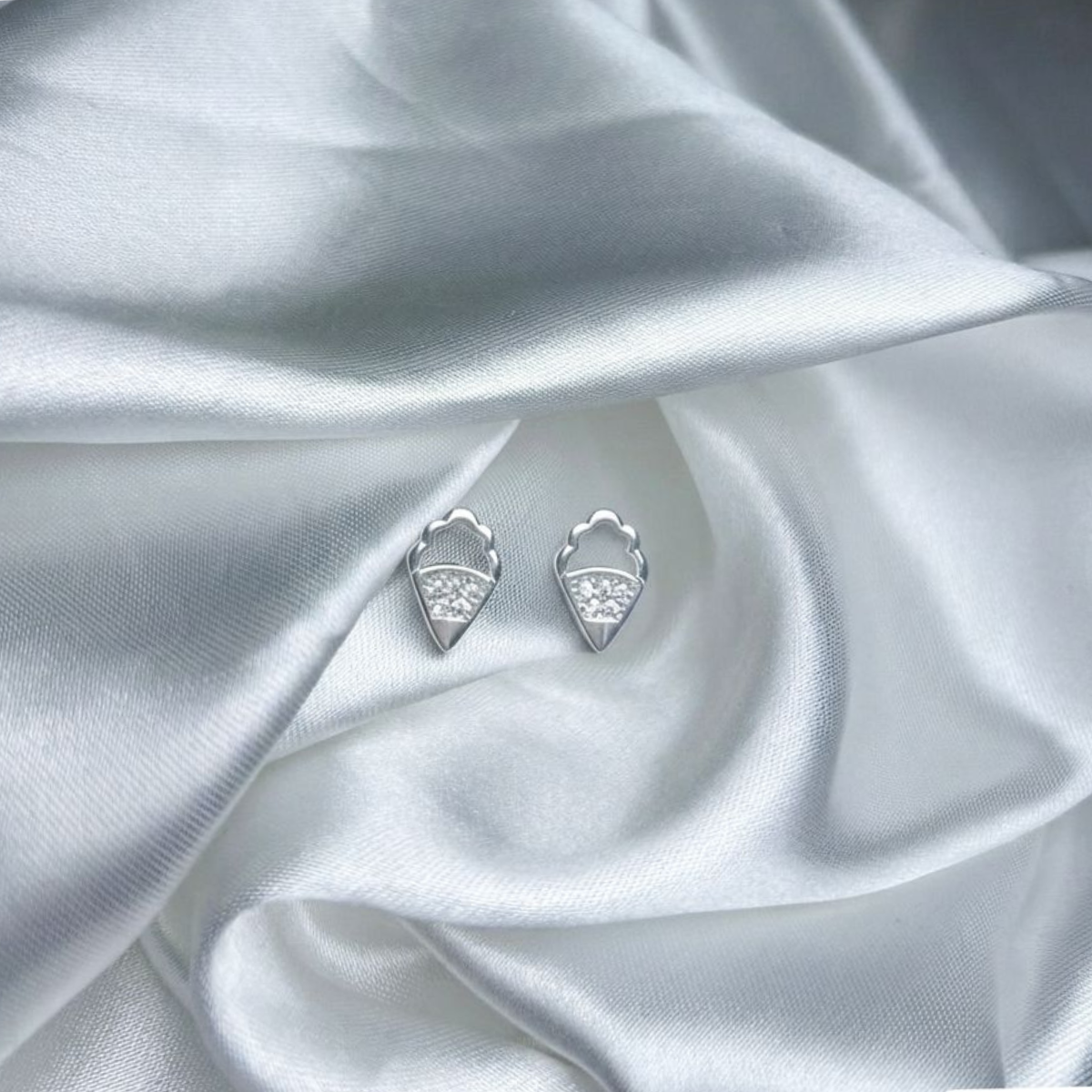 TOPO PLATA CIRCONES TAILANDES