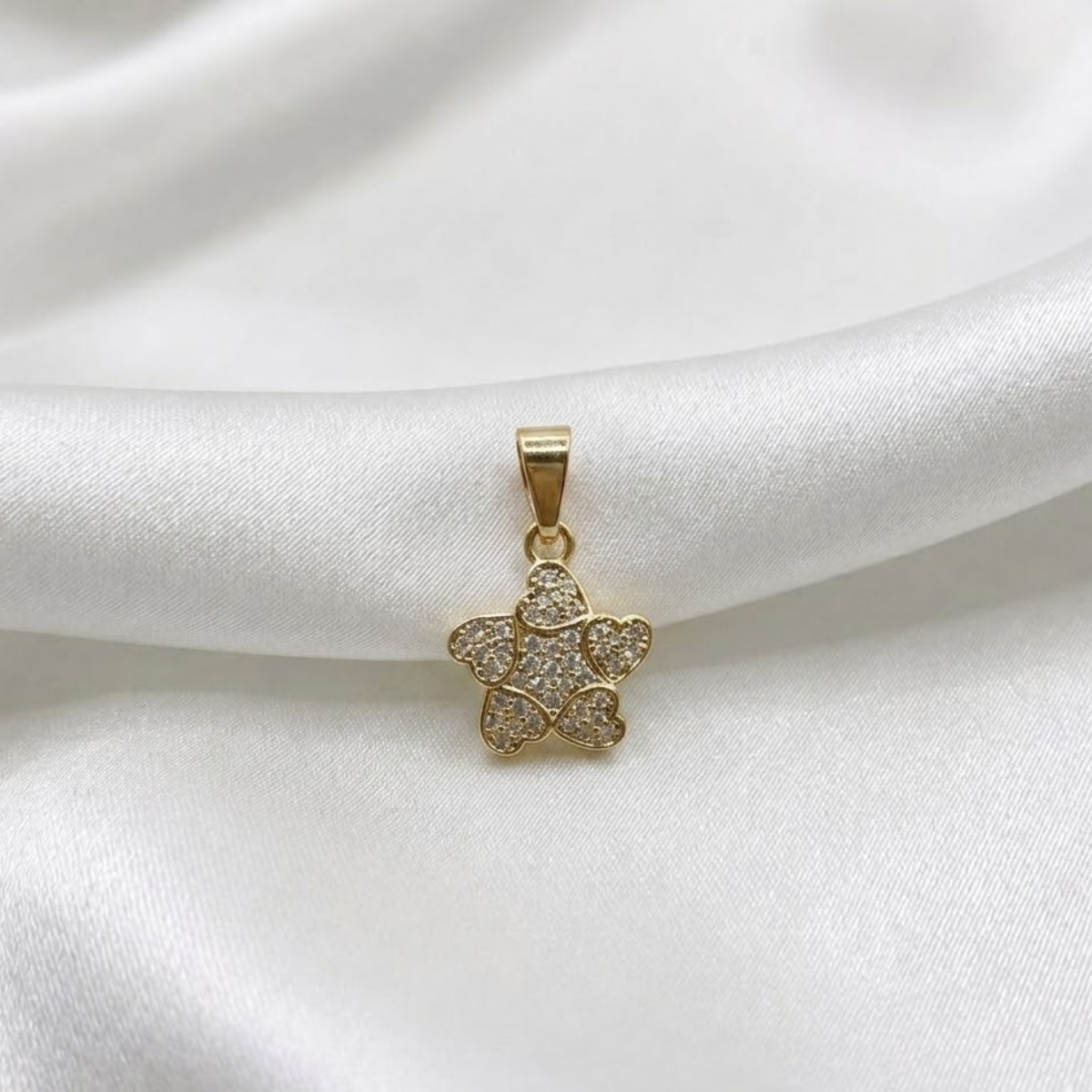DIJE ESTRELLA CORAZONES MICROCIRCON ORO LAMINADO 18K