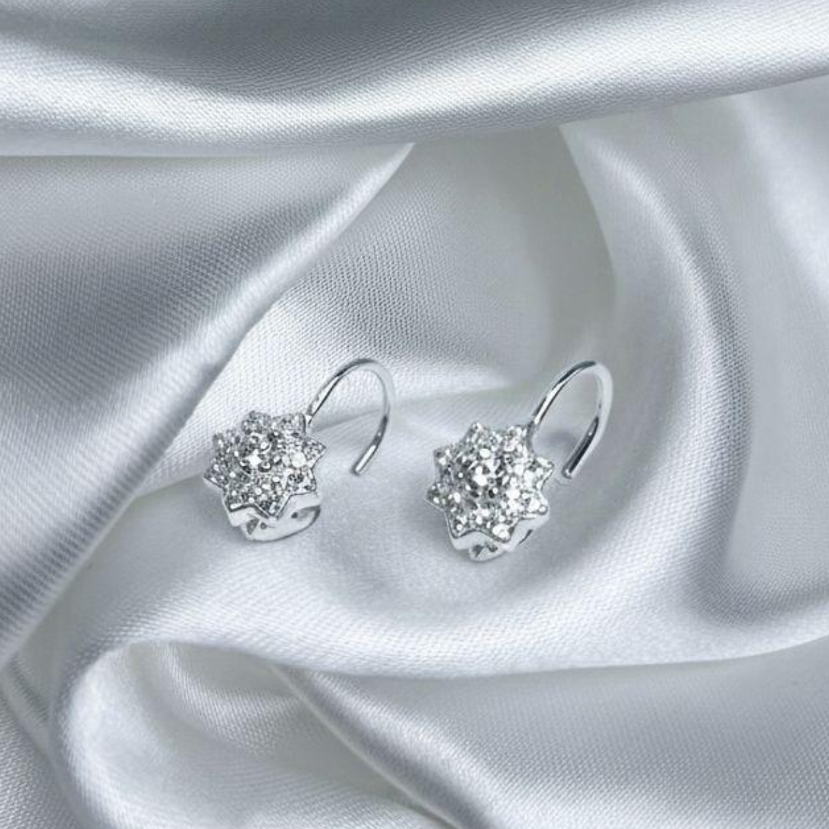 ARETE PLATA CIRCONES TAILANDES