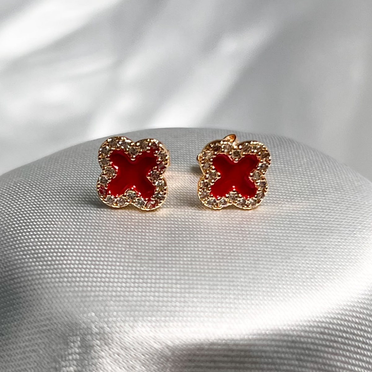 TOPO VANCLEFF ROJO MICROCIRCON RODIO