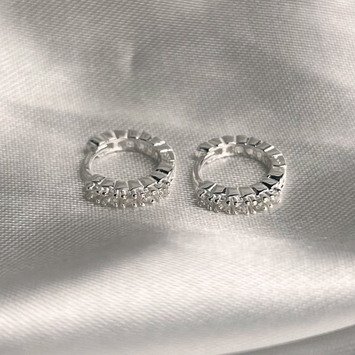 CANDONGA PLATA CIRCONES TAILANDESA