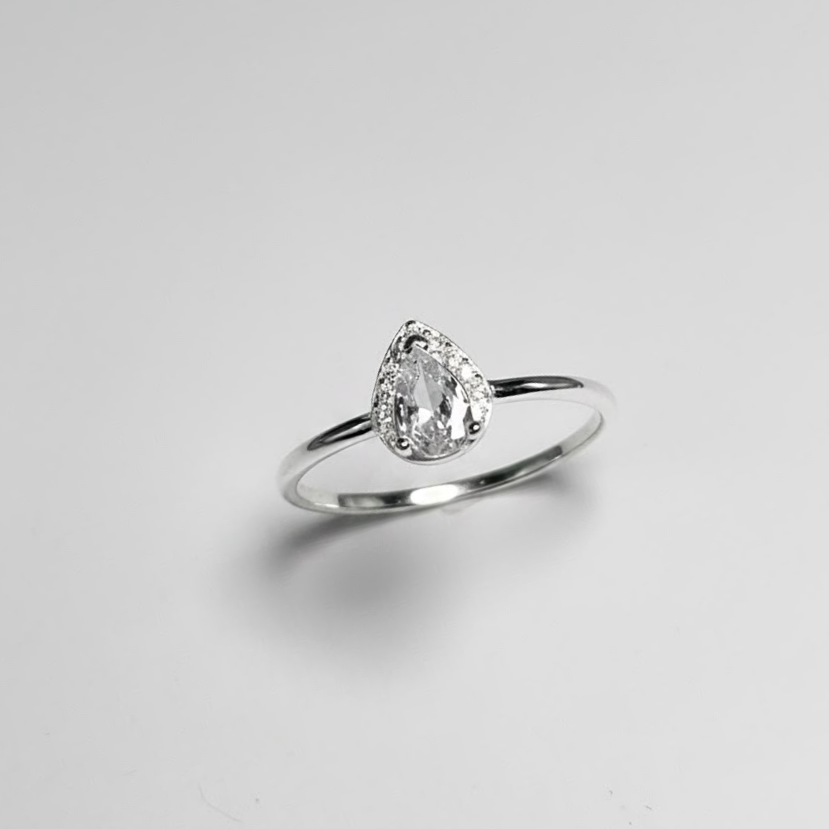 ANILLO SOLITARIO PLATA CIRCONES TAILANDES