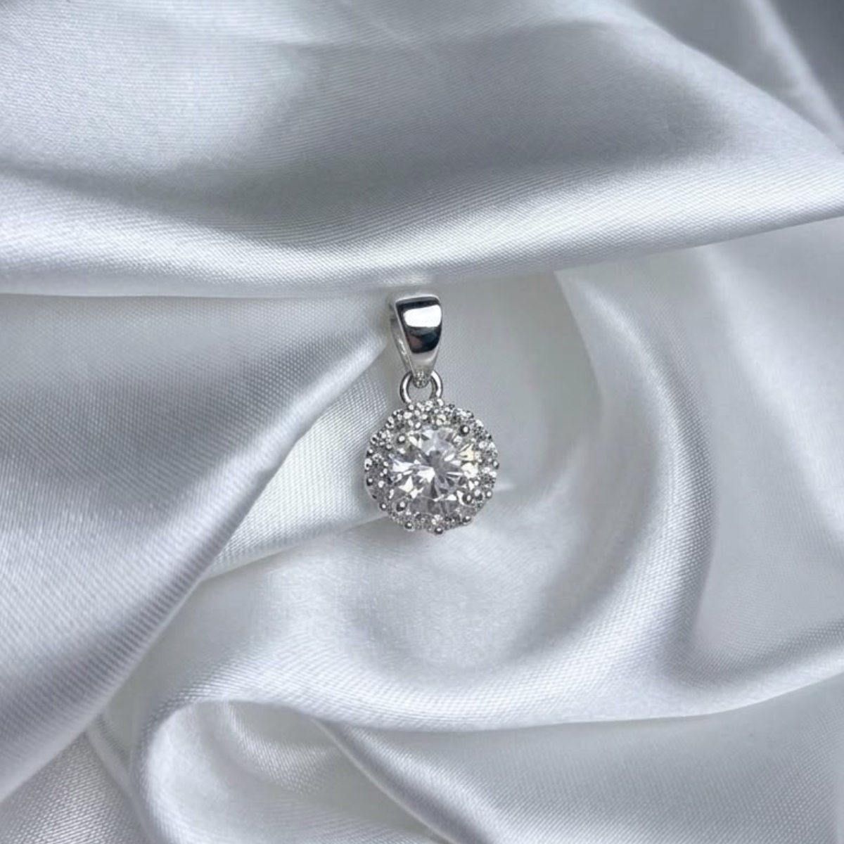 DIJE PLATA CIRCONES TAILANDES