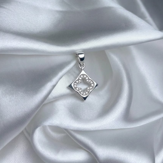 DIJE TREBOL PLATA CIRCONES TAILANDES