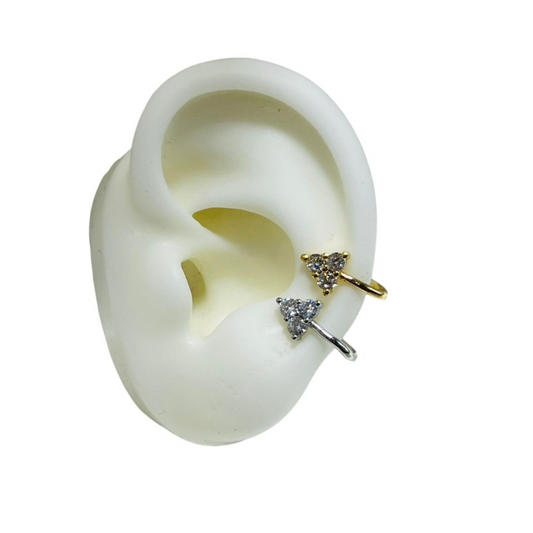 EAR CUFF CON FORMA TRIANGULAR