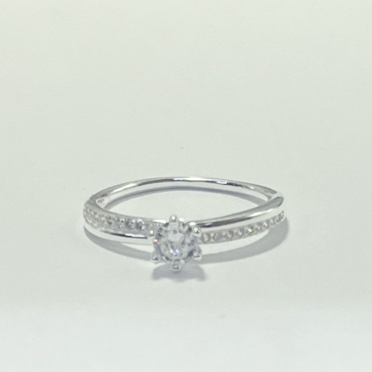 ANILLO SOLITARIO PLATA LEY 925