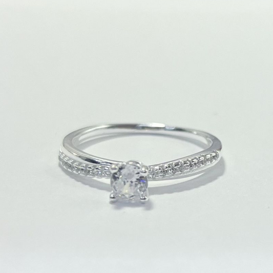 ANILLO SOLITARIO PLATA LEY 925