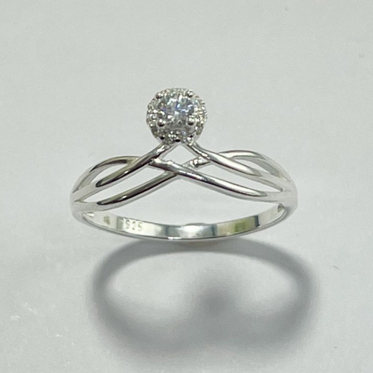 ANILLO LÍNEAS CRUZADAS  EN PLATA CON MICRO CIRCONES