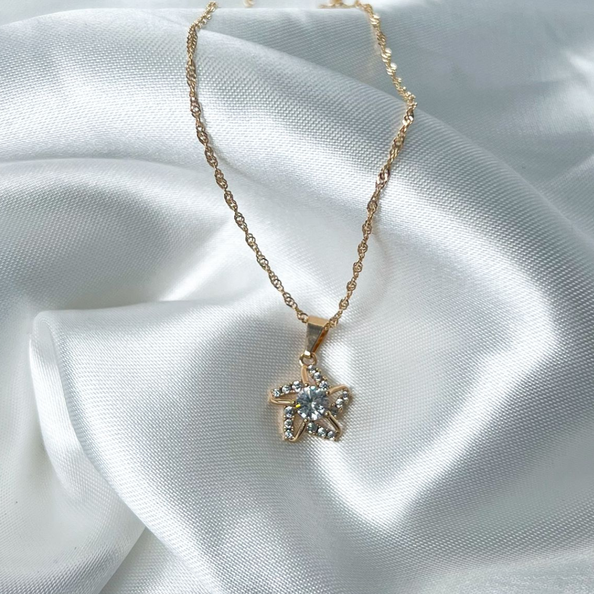 JUEGO EN ORO LAMINADO 18K