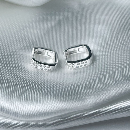 CANDONGA PLATA HUGGIES TAILANDÉS