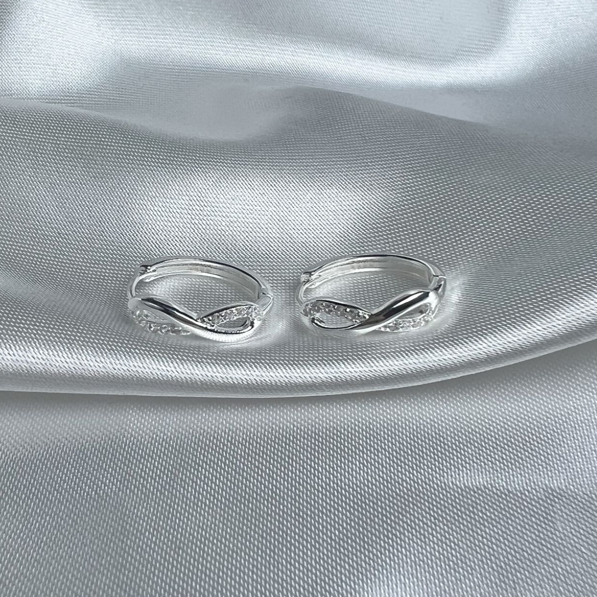 CANDONGA PLATA HUGGIES TAILANDÉS