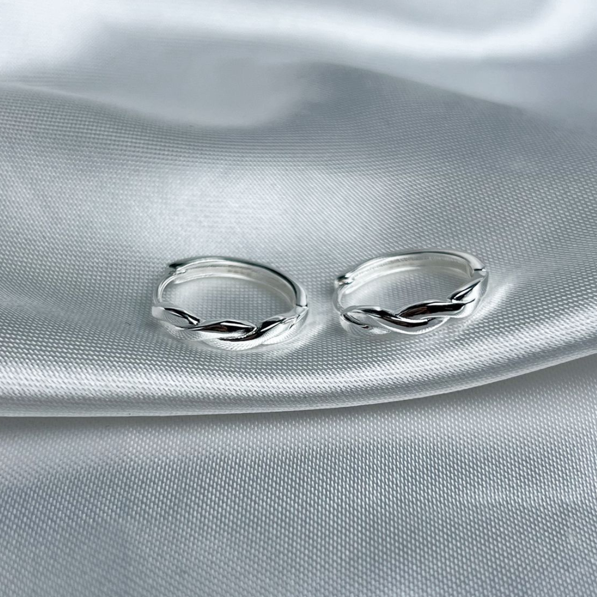 CANDONGA PLATA HUGGIES TAILANDÉS