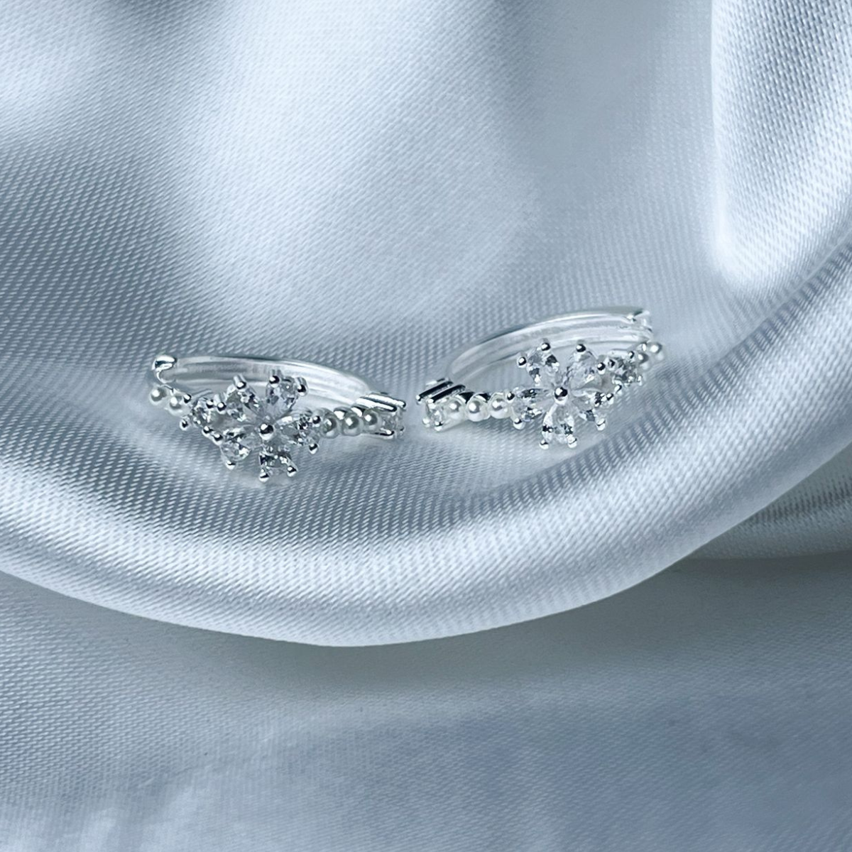 CANDONGA PLATA HUGGIES TAILANDÉS