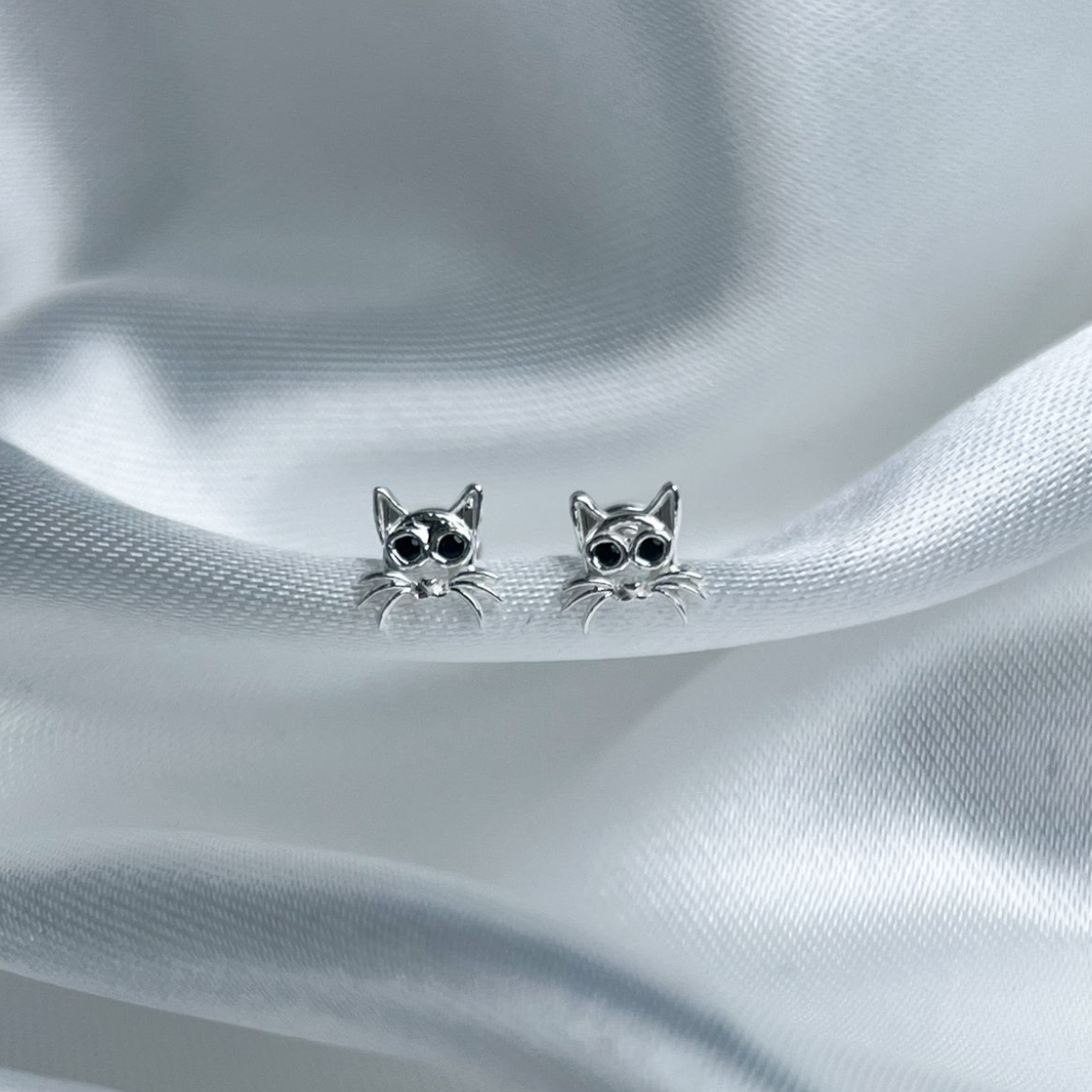 TOPO PLATA SEGURIDAD CACHETES GATITO CIRCONES