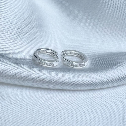 CANDONGA PLATA HUGGIES TAILANDÉS