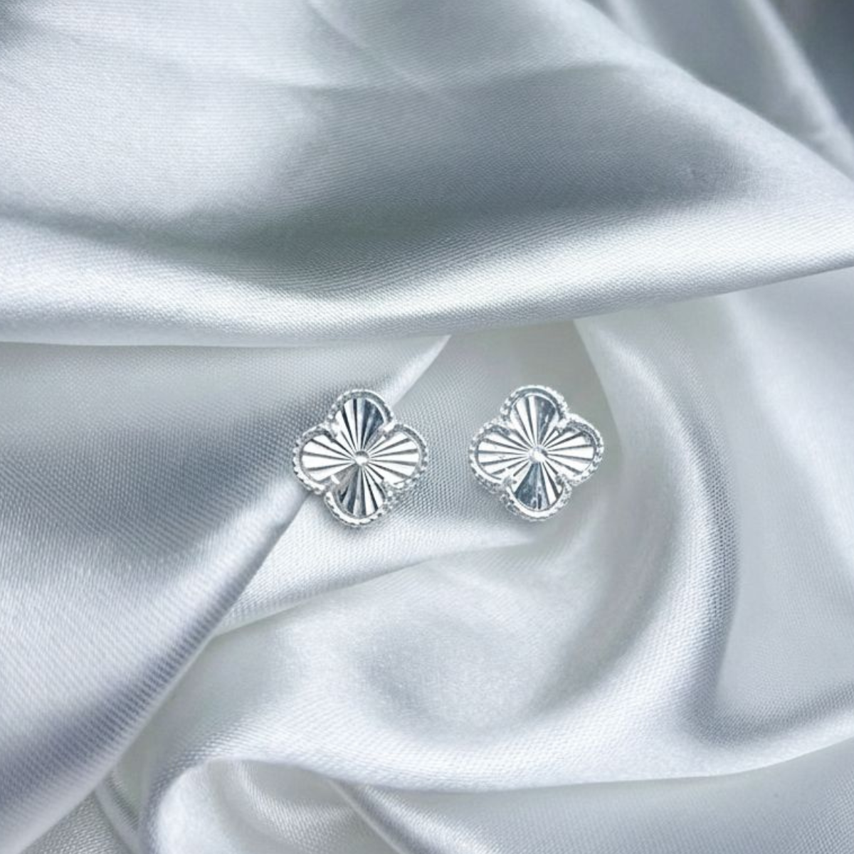 TOPO PLATA CIRCONES TAILANDES