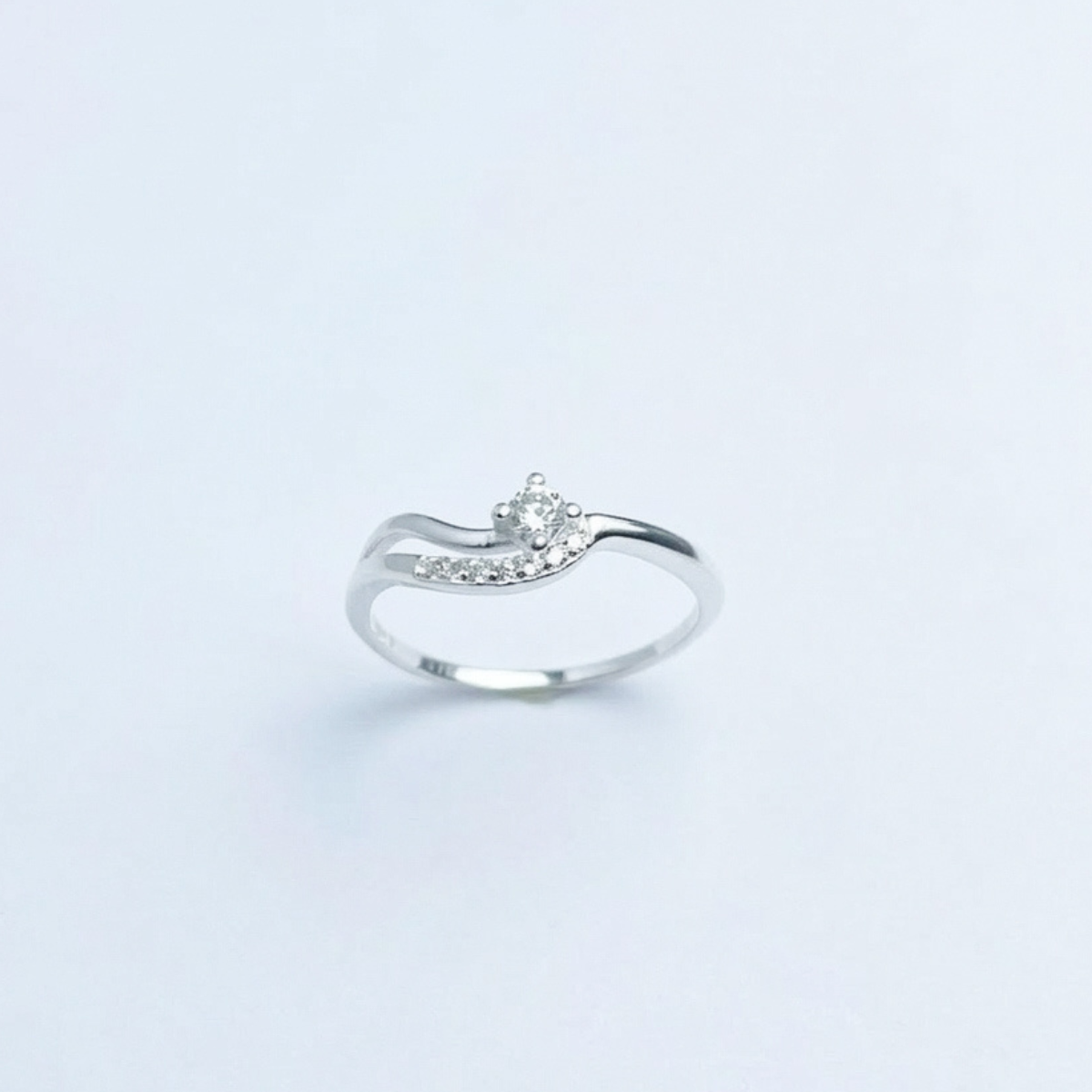 ANILLO SOLITARIO PLATA CIRCONES TAILANDES
