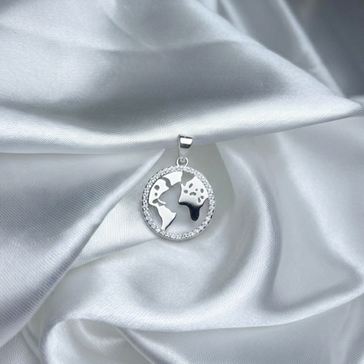 DIJE PLATA CIRCONES TAILANDES
