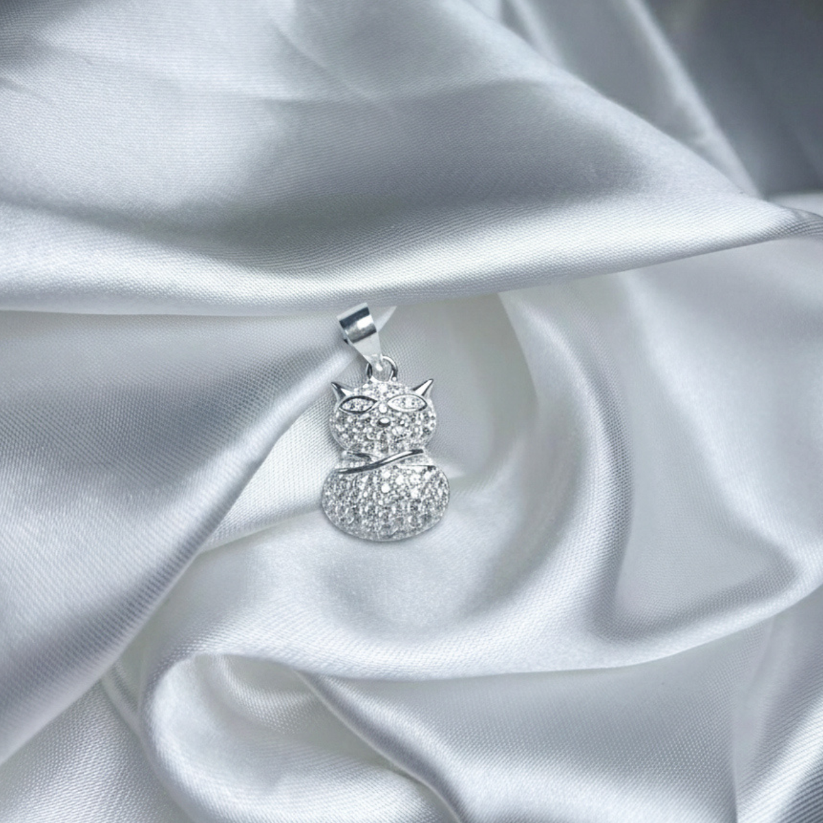 DIJE PLATA CIRCONES TAILANDES