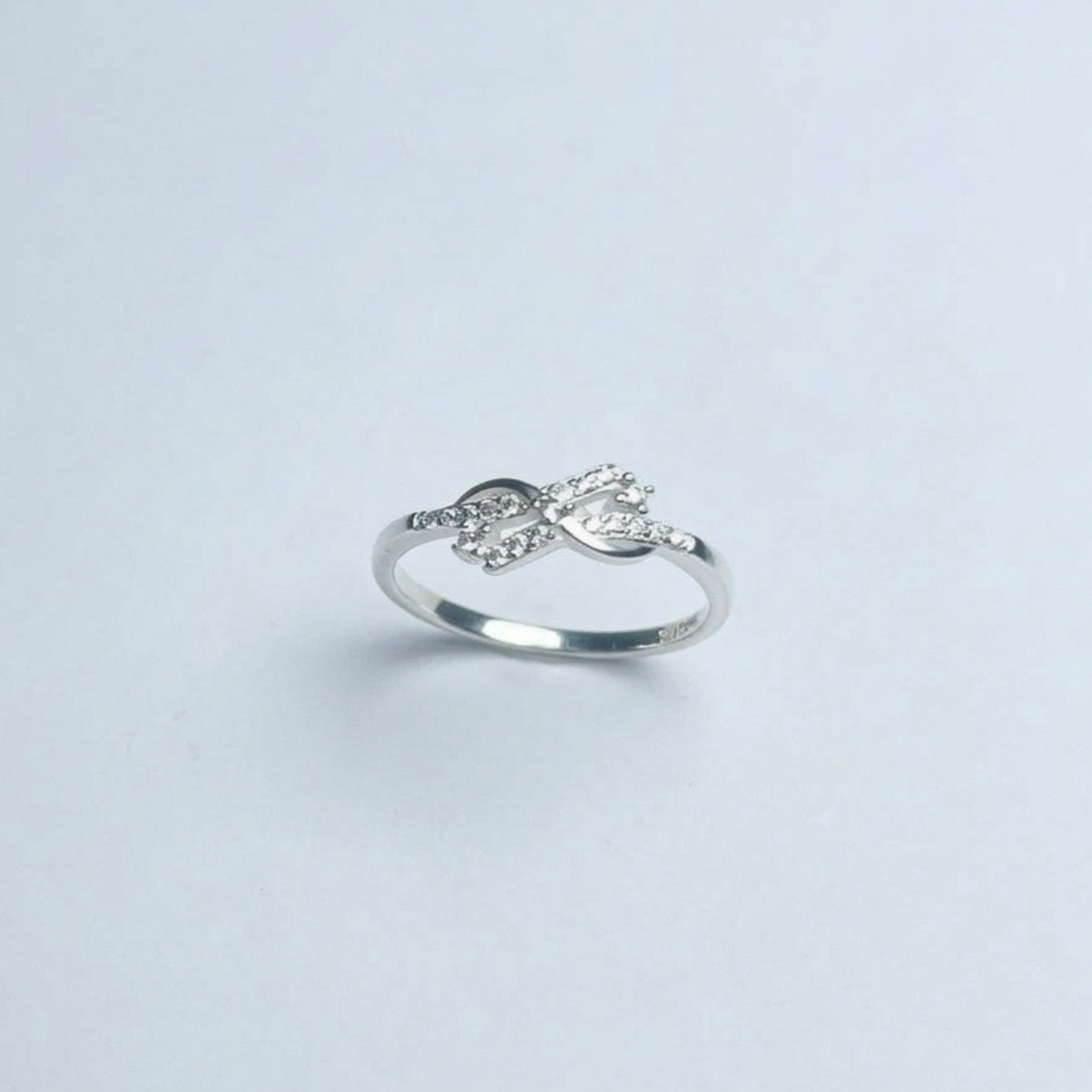 ANILLO PLATA CIRCONES TAILANDES