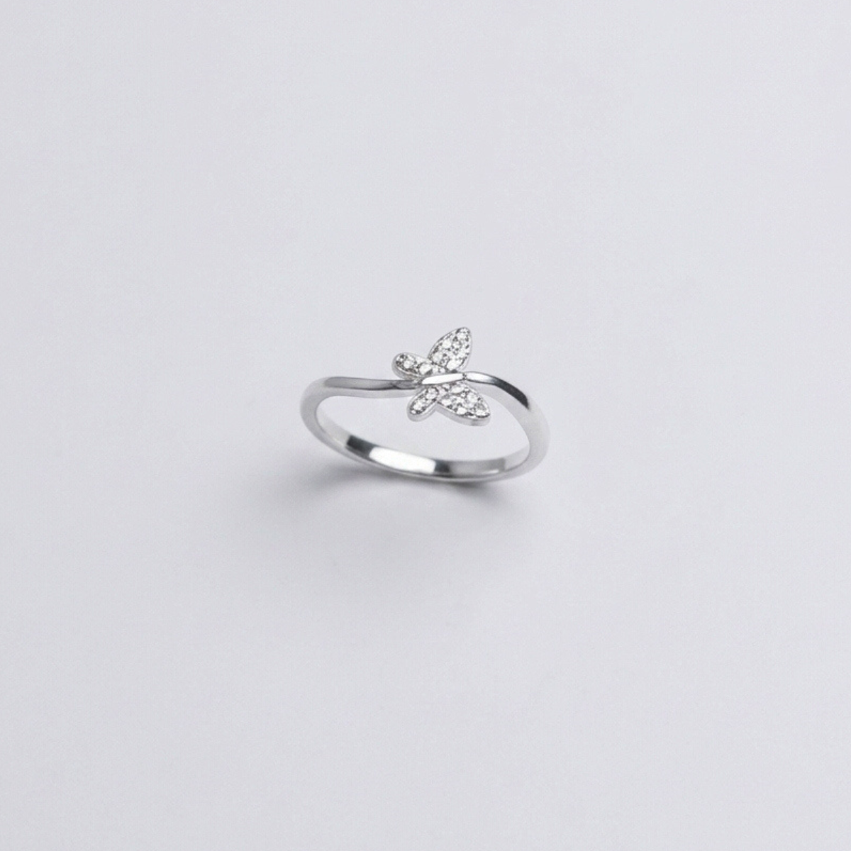 ANILLO PLATA CIRCONES TAILANDES