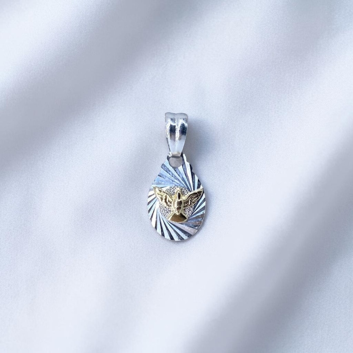 DIJE ORO PLATA DIAMANTADO ESPIRITU SANTO