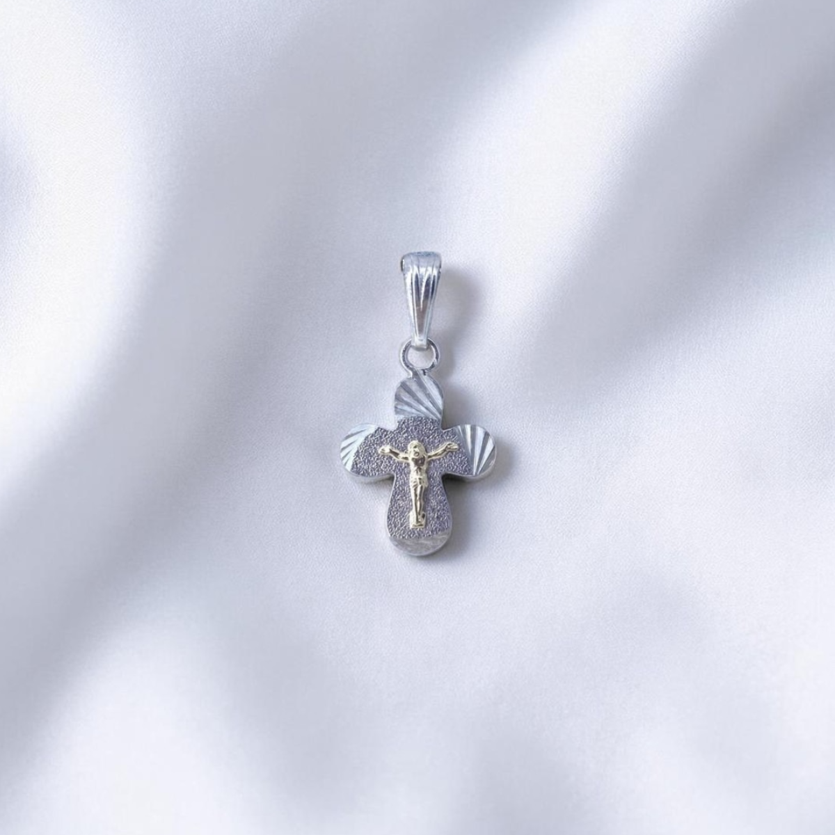 DIJE PLATA DIAMANTADO CRISTO