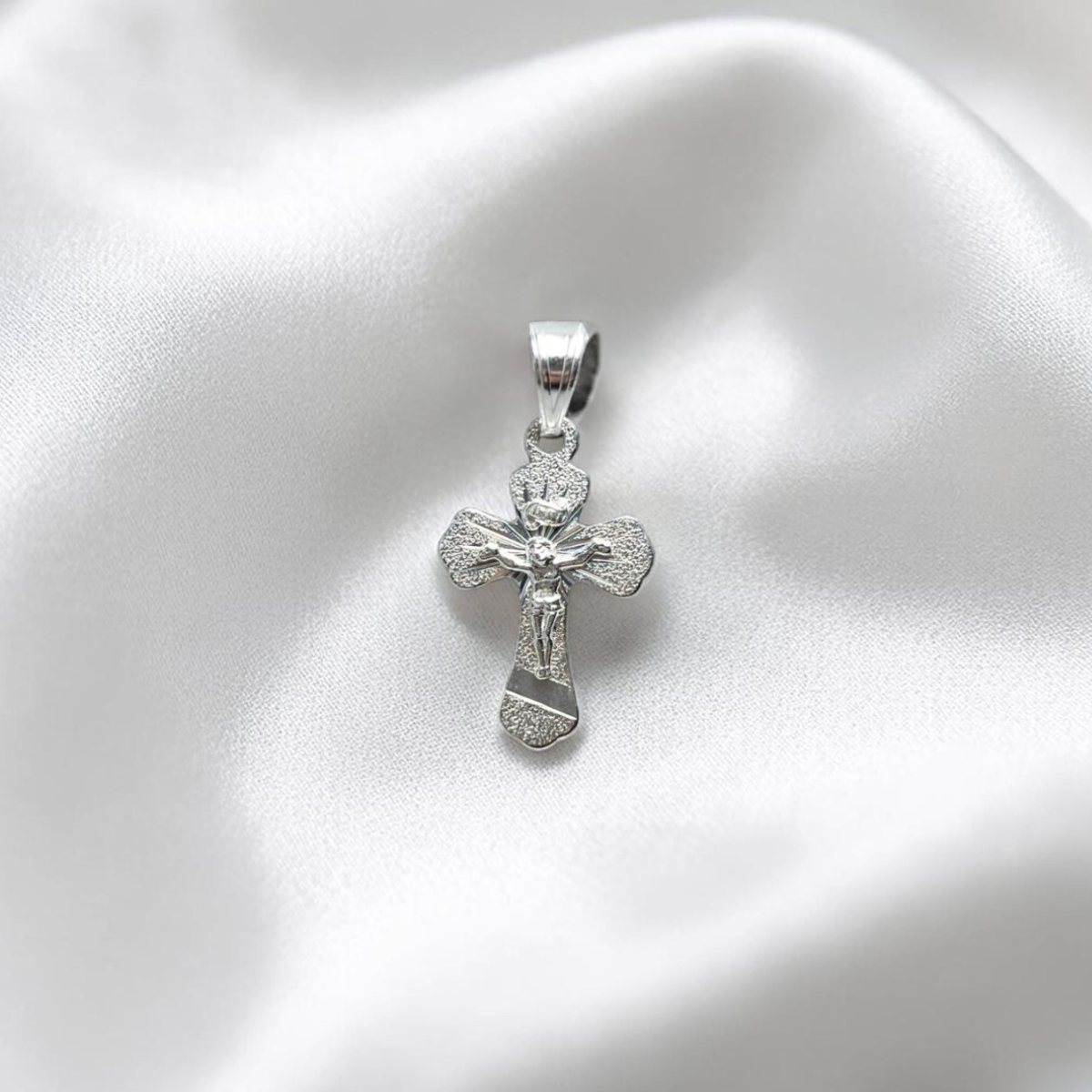 DIJE PLATA DIAMANTADO CRISTO