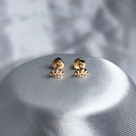 TOPO SEGURIDAD CORONA PEQUEÑA ORO LAMINADO 18K