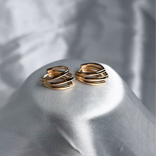 CANDONGA HUGGIES LISA ORO LAMINADO 18K