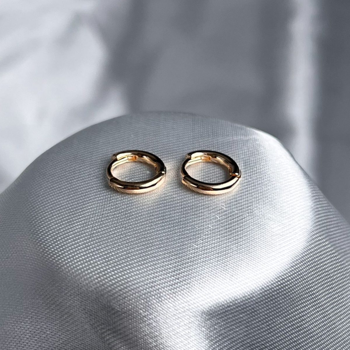 CANDONGA LISA ORO LAMINADO 18K