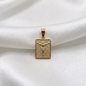 DIJE PLACA CUADRADA CRISTO ORO LAMINADO 18K