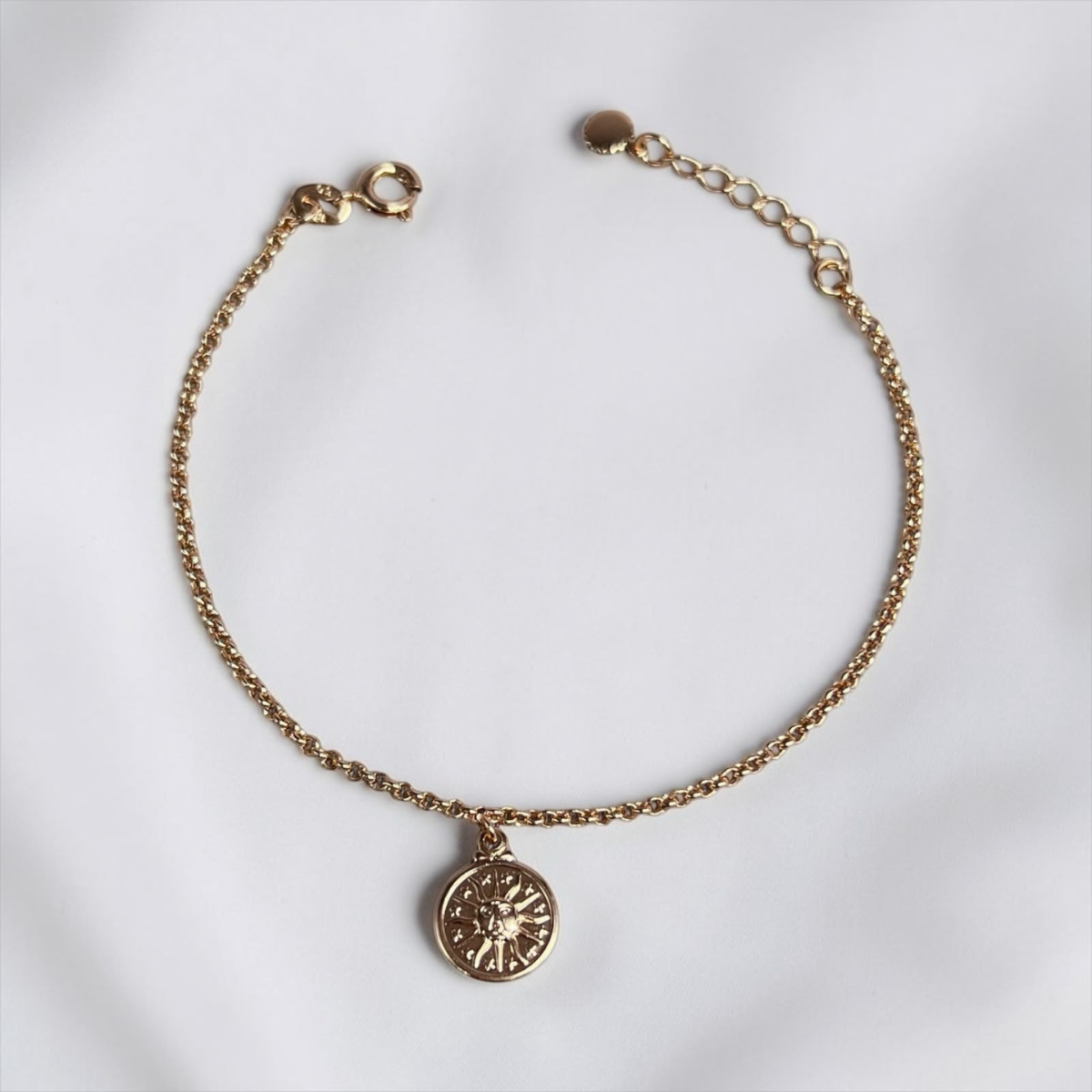 PULSERA DIJE SOL COLGANTE ORO LAMINADO 18K
