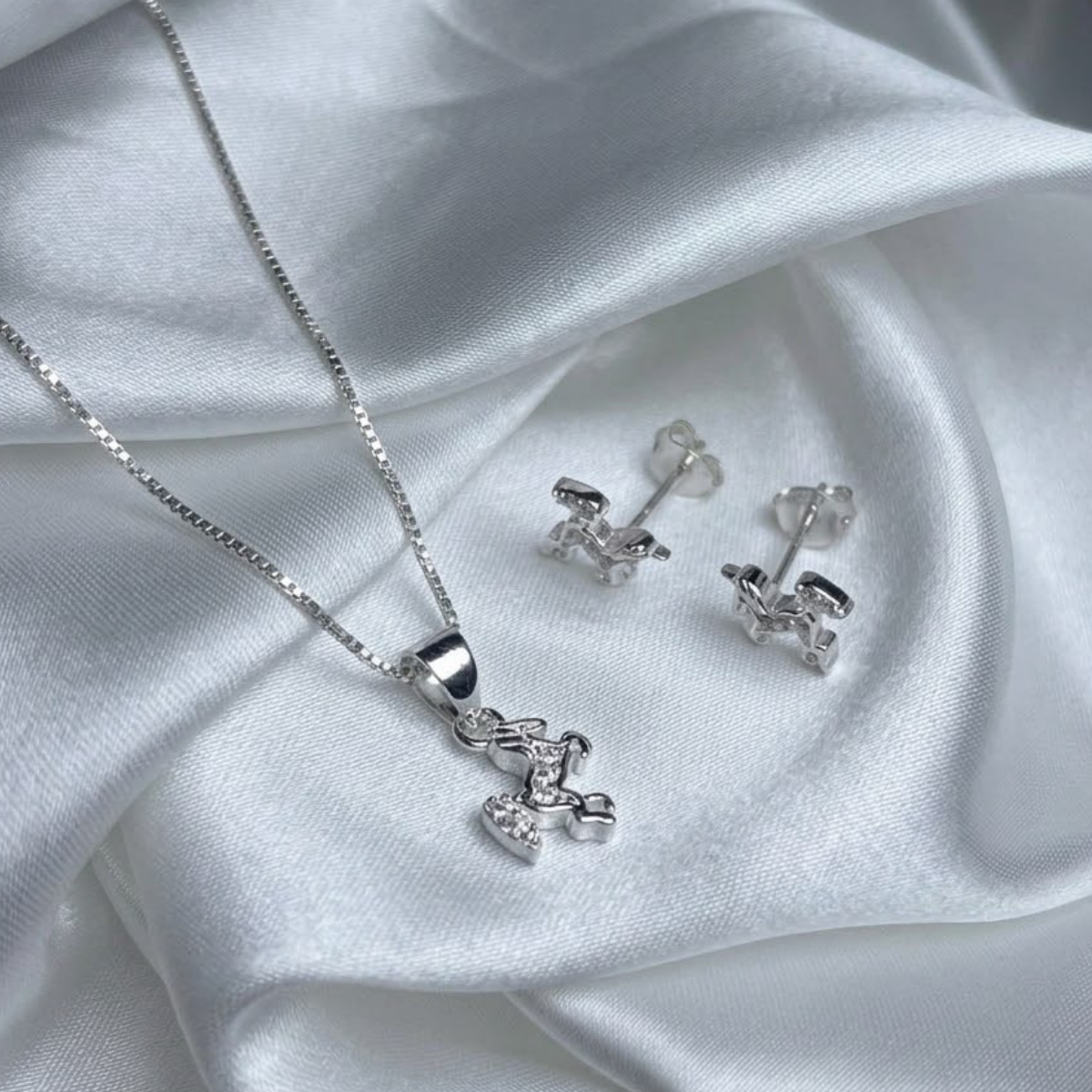SET TOPO Y DIJE PLATA CIRCONES TAILANDES