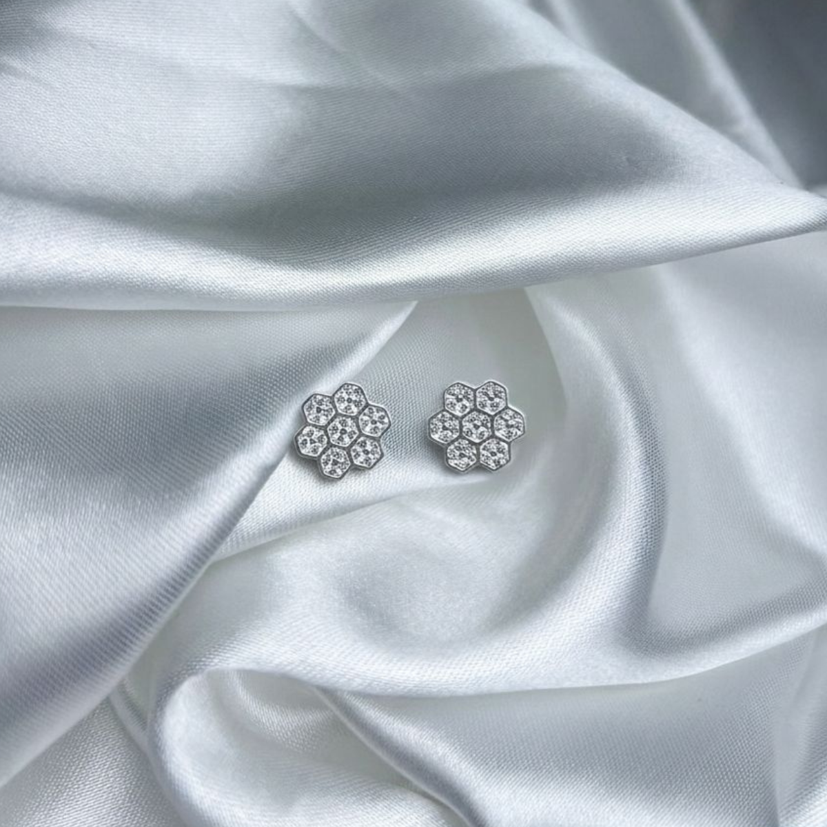 TOPO PLATA CIRCONES TAILANDES